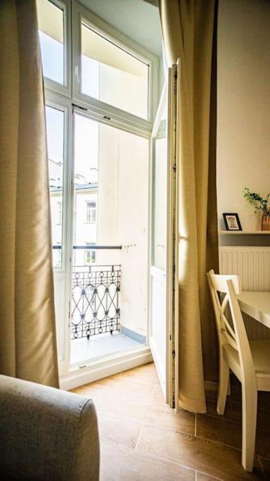 Lovely Apartment In Βαρσοβία Εξωτερικό φωτογραφία