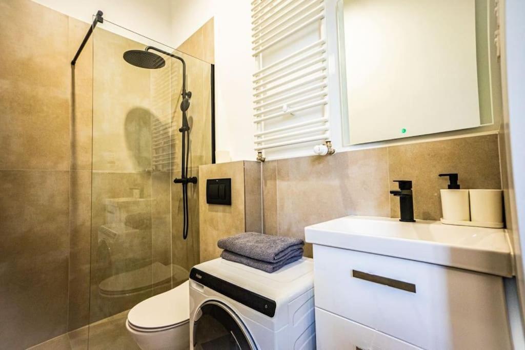 Lovely Apartment In Βαρσοβία Εξωτερικό φωτογραφία